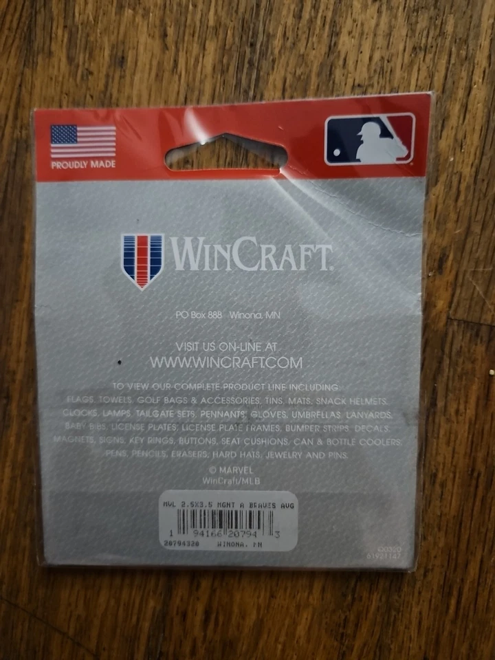 Wincraft Marvel Comics Avengers x ATLANTA BRAVES MLB Fridge Magnet 2.5" x 3.5" - Imagem 2 de 2