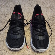 Under Armour Mens Low Top Lace-Up Athletic Sn...