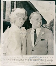 1966 Mickey Rooney Margie Lang Las Vegas Ne Celebrity Wirephoto 7X7 Vintage