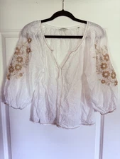 Max Studio London Cream Peasant Top Women’s Medium Embroidered Sleeve Boho