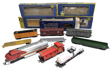 Vintage AHM HO Train 9 Piece Lot Engine Caboose Flat Gondola Tanker Misc Track