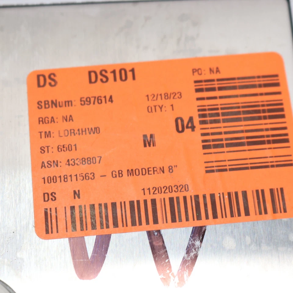 Cabezal de ducha de lluvia fijo de montaje en pared individual patrón de 1 pulverización cromo moderno  Foto 2 de 4