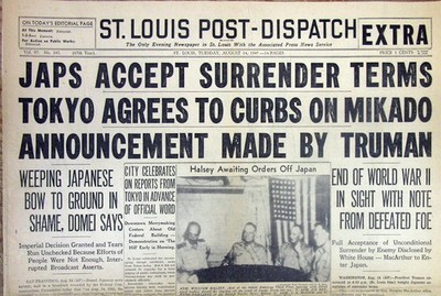 8-14-1945 newspaper w 1st report JAPAN announces their SURRENDER to the ALLIES