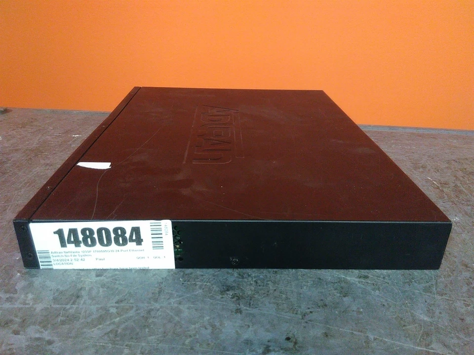 BAD FAN Adtran NetVanta 1235P 1700595G10 24-Port Switch No File System  - Image 4 of 4