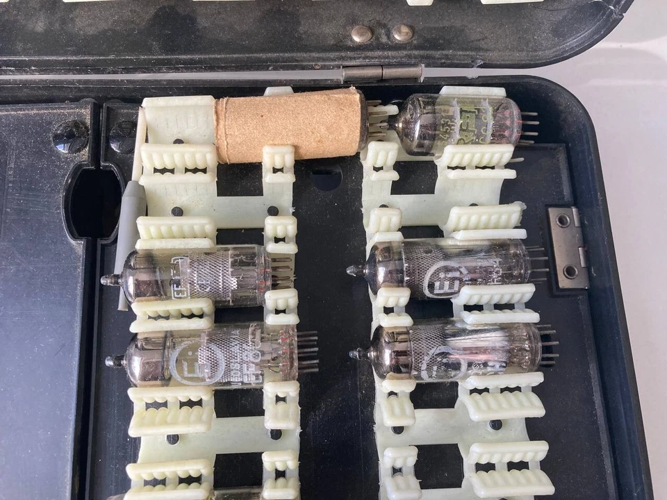 NOS - Lote de 35 tubos y válvulas de vacío amplificador Foto 4 de 4