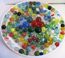 Vtg Lot of 150 Marbles Including 6 Shooters .43-.52- 1.02" Dia Mostly Catseyes
