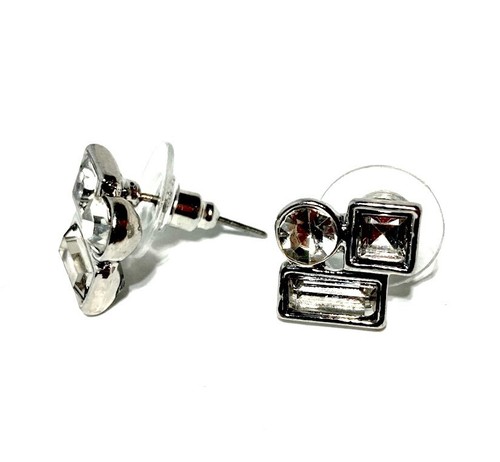 NEW GUESS SILVER-TONE MIXED CRYSTAL STUD MODERN EARRINGS NWT - Picture 4 of 5