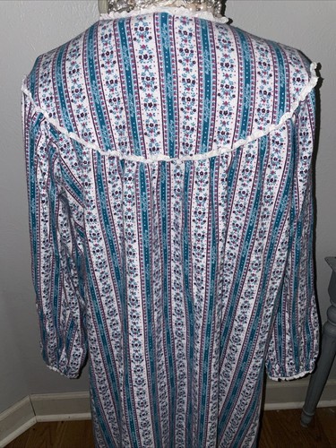 Lanz of Salsburg Nightgown Woman’s L Flannel Granny Gown HTF Blue Granny core - Picture 6 of 13