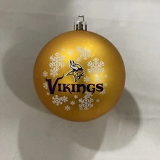 Minnesota Vikings Dark Yellow NFL Round Shatterproof Tree Ornament IMPERFECT