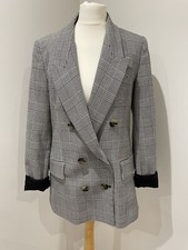 Zara Check Blazer, Useful Little Item To Add To Your Wardrobe.