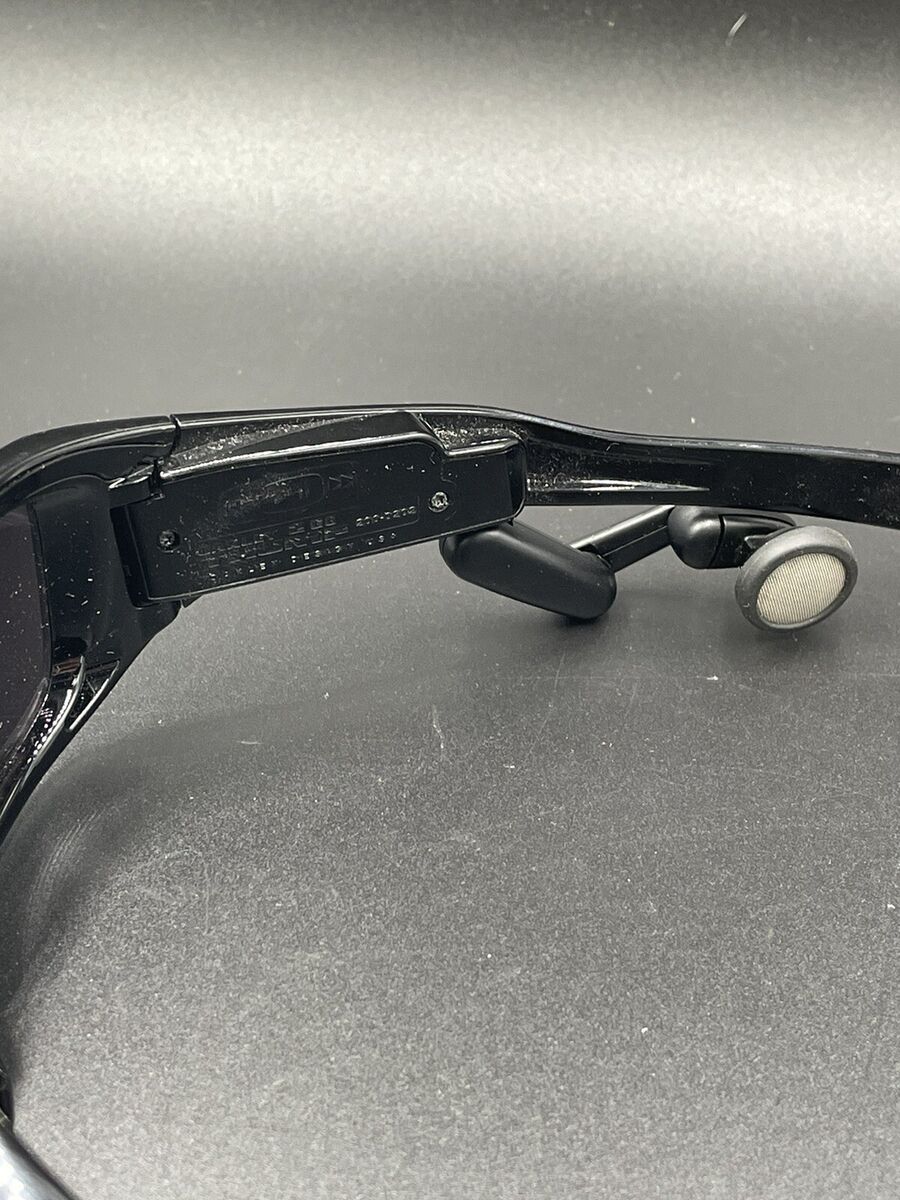 Oakley Split Thump 512mb Polished Black w/ Warm Grey Lenses Oakley Split Thump 512mb Polished Black w/ Warm Grey Lenses