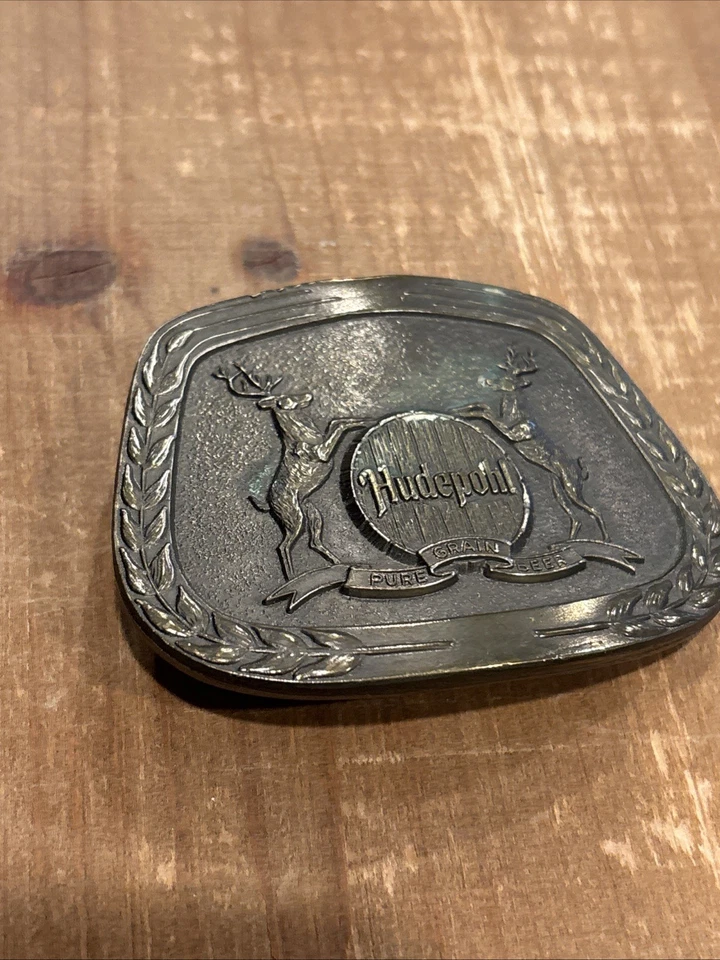 Hebilla de cinturón de cerveza Hudepohl años 70 hecha por Lewis hecha en EE. UU.  Foto 2 de 4