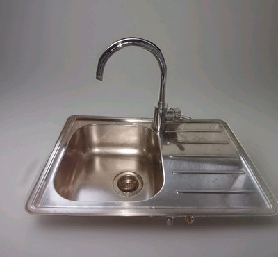 Ikea Edelstahl-Einbauspüle 68 x 46 cm mit Ablaufgarnitur + Spültischarmatur