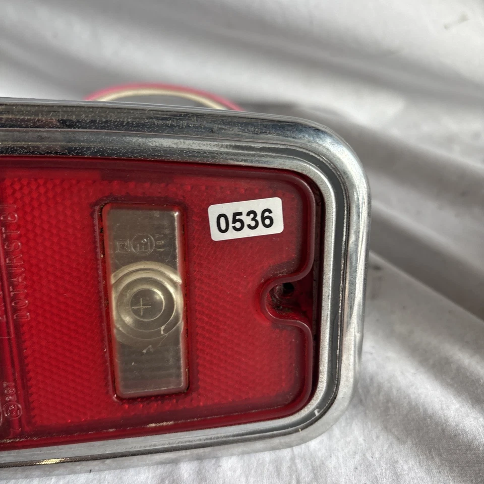 Juego de luces traseras izquierda y derecha Jeep Grand Wagoneer 1984 1991 OEM Foto 4 de 4