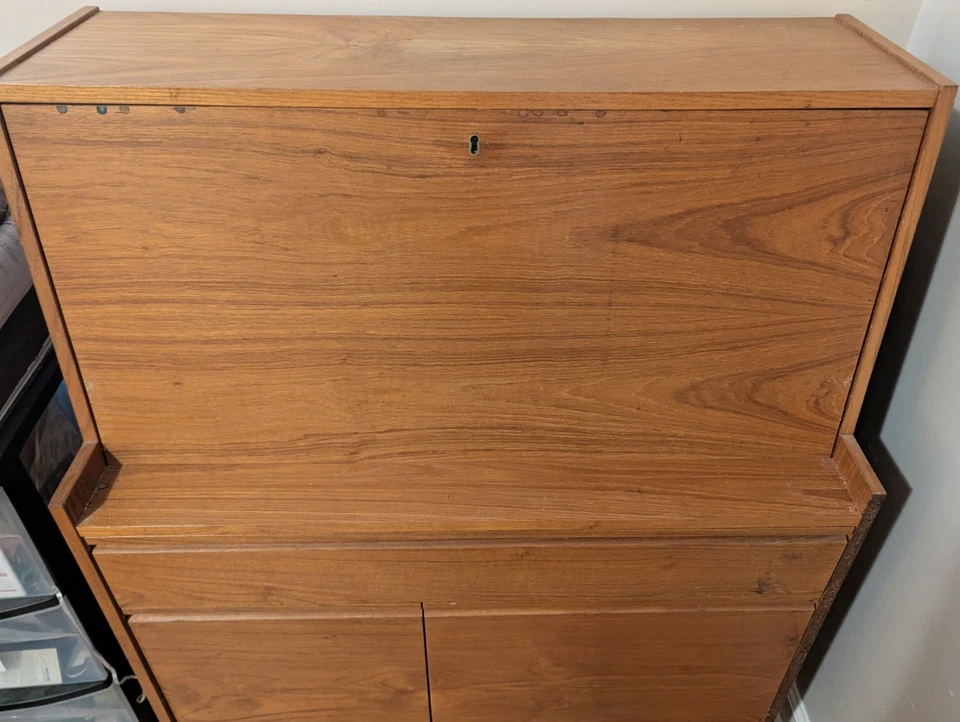 Antiguo escritorio danés de madera de teca - impecable sin manchas Foto 4 de 4