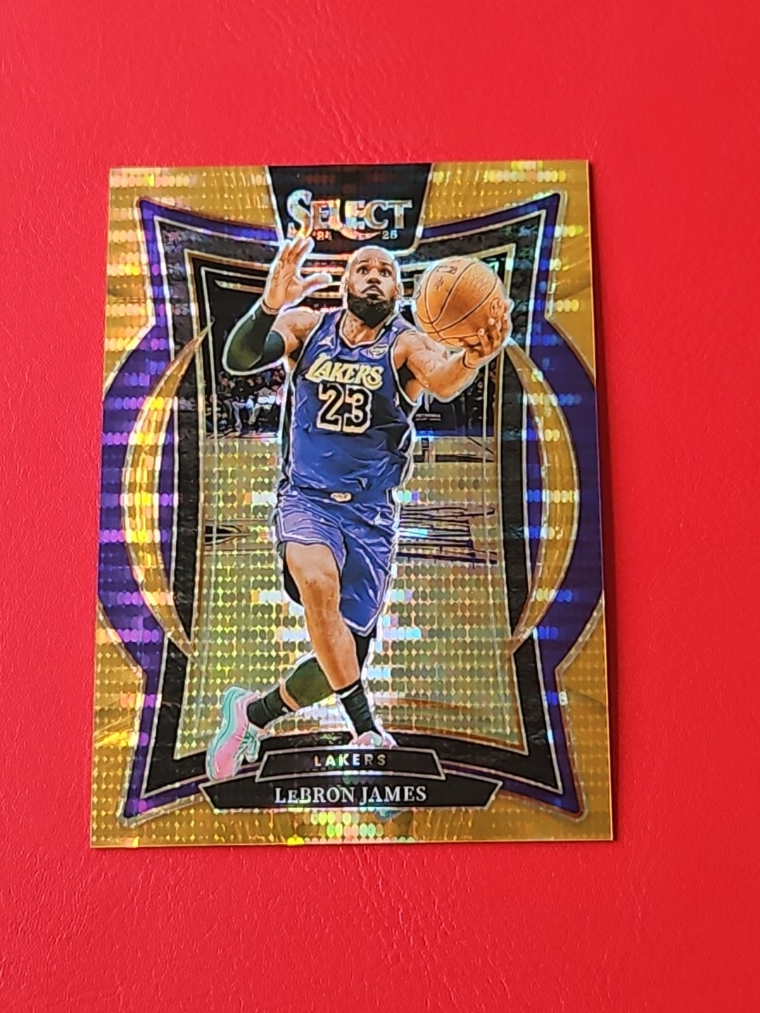 LEBRON JAMES 2024-25 SELECT CONCOURSE NEON ORANGE PULSAR FOTL #/18 Lakers