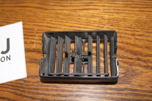 Jeep Cherokee XJ 97-01 OEM Side Dash Vent Louver Outlet Driver LH RH Agate - Picture 3 of 5