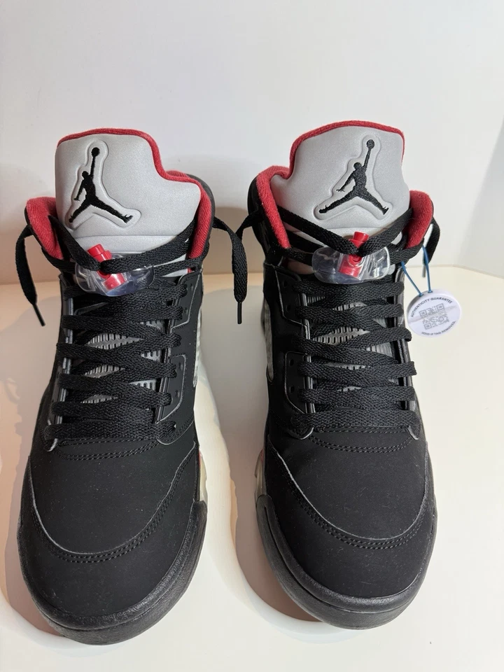 Air Jordan 5 Retro x Supreme Black 2015 (824371-001) Men Sz 10.5 Rare - Image 2 of 4