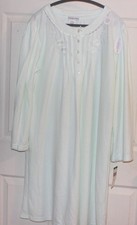 NWT MISS ELAINE CUDDLEKNIT Mint Green Honeycomb EMBROIDERED Nightgown Size L
