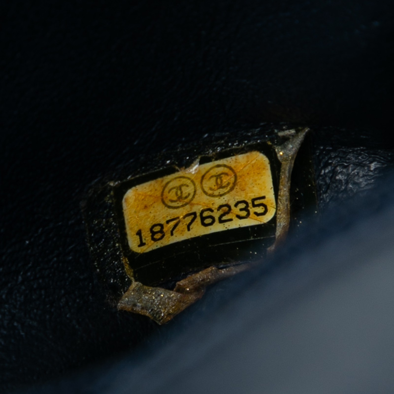 Authenticated Chanel Mini Rectangular Classic Pat… - image 6