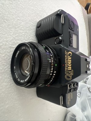 Canon T70 Mit 50 Mm Objektiv