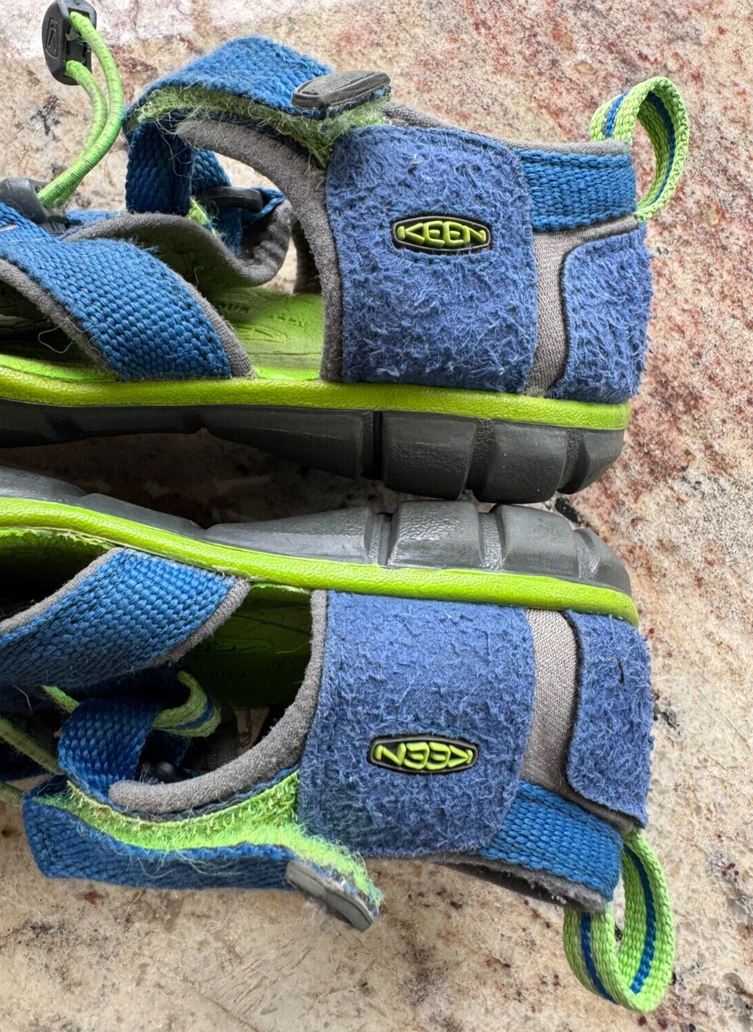 Scarpe sandali KEEN giovani 13 ragazzi Newport impermeabili punta chiusa blu acqua outdoor