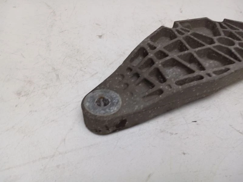 Audi A4 2007 diferencial trasero soporte de montaje 49106 Foto 2 de 4