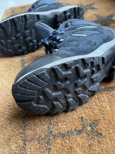 Pair of Hi Tec Womens Mount Lennox WP Hiking Boots UK Size 8 - Only worn twice - Picture 13 of 13