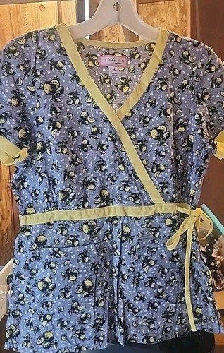 KOI LEMONS 🍋Ex SMALL SCRUB TOP! YELLOW ACCENTS! MEDICAL DENTAL VET TECH! 😷👌🍋 - Picture 3 of 8
