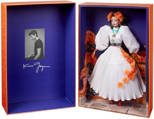 LESEN BOX DENT Barbie x Kris Goyri Dia De Los Muertos Day of the Dead Puppe 2024