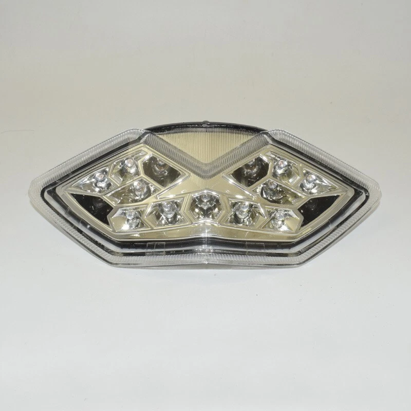 Señales de giro de luz trasera LED integradas para KAWASAKI Z1000 10-13 / Z1000SX 11-24 Foto 3 de 4