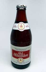 Vintage-Sealed-With-Cap-Old-Milwaukee-Beer-12oz-Bottle-Stroh-Brewery-Company