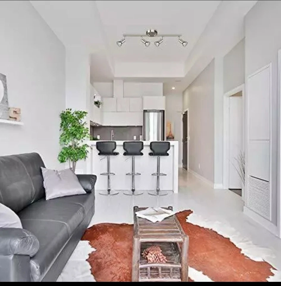 4-Light LED Track Lighting Kit, Flexibly Rotatable Light 4 Light Matt Nickel - Image 3 of 4