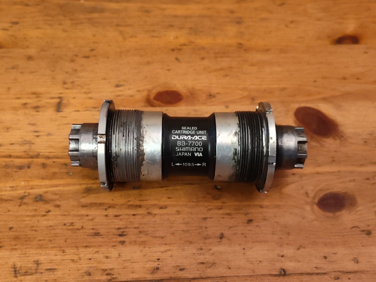 SHIMANO Dura Ace BB-7700 Bottom Bracket 68x109.5mm English 1.37x24