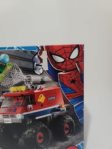 New LEGO Marvel 'SPIDER-MAN'S MONSTER TRUCK VS. MYSTERIO' (76174) Sealed Retired - Picture 3 of 5