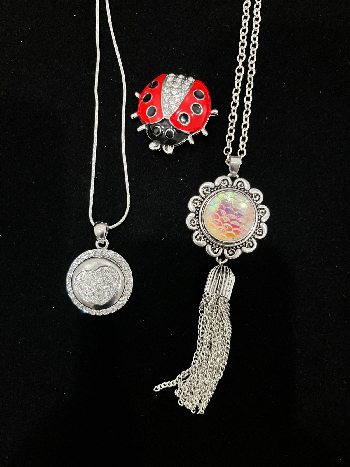 2 Interchangeable Pendant Necklaces! - image 10