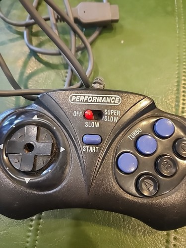 Controlador Sega Genesis Turbo de PERFORMANCE con interruptor de desaceleración - Imagen 2 de 4