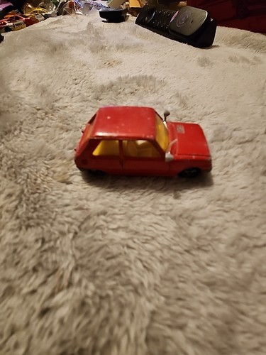 Loose Vintage Majorette Renault 5 - France - Red 1:55 Diecast - Picture 10 of 13