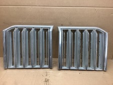 1977 Pontiac Grand Prix Front Grilles 526014 526015 Used Nice Oem 1977 Pontiac Grand Prix Front Grilles 526014 526015 Used Nice Oem