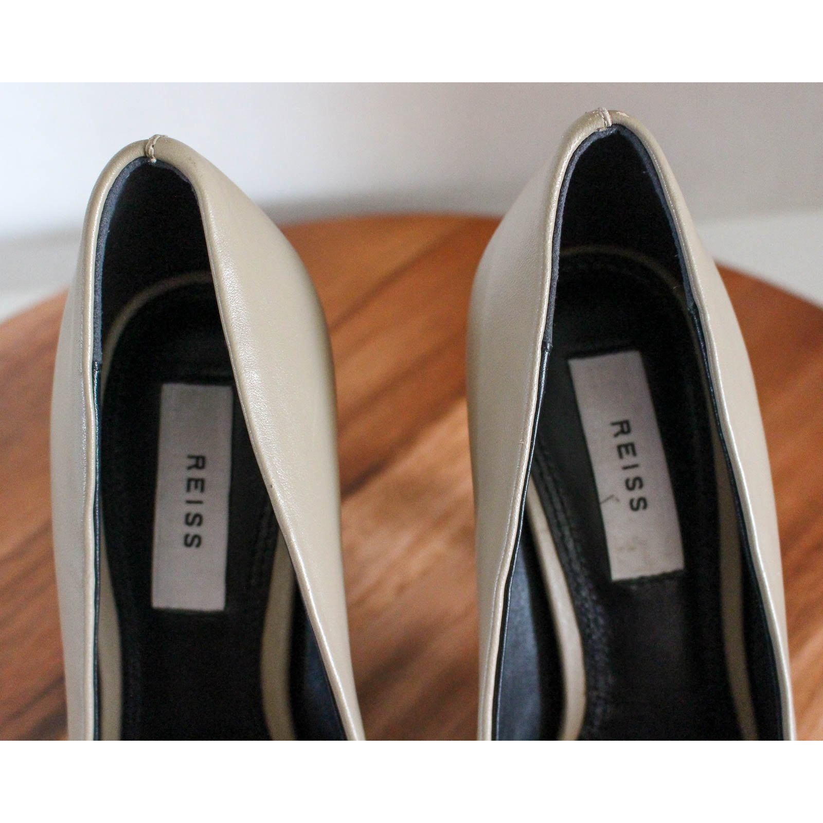 Reiss Heels Shoes Pumps Size 36 Beige Leather Pointed Toe Block Heel Ada Court