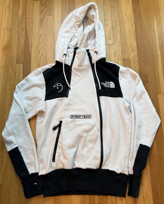 The North Face Steep Tech Hoodie (Sample) White/Black Size Med.