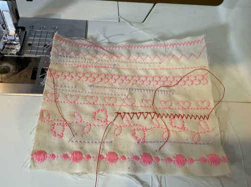 BABY LOCK ELLAGEO ESG SEWING AND EMBROIDERY MACHINE - Picture 6 of 19