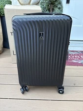 Travelpro Maxlite Air Hardside Expandable Carry on Luggage, 8 Spinner Wheels New