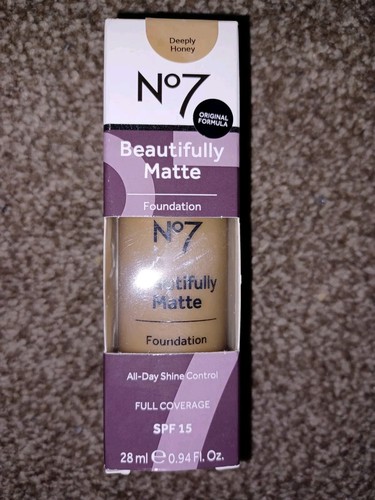 Boots No7 Beautifully Matte Foundation SPF15 Deeply Honey Shade 28ml Brand New - Picture 2 of 4