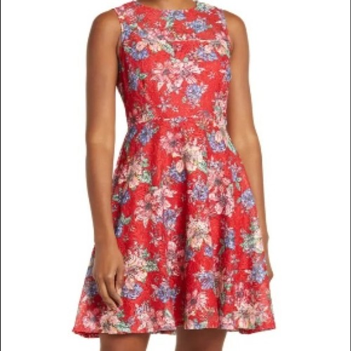 Kenzie Dress Women's Size 8 Red Floral Sleeveless Fit & Flare Lace Back Keyhole - Picture 1 of 10