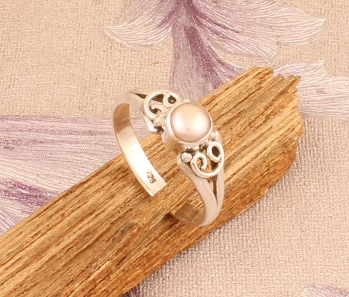 Pearl stone ring design deals