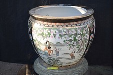 Sehr gro&szlig;er Fishbowl-China, Frauen und Kinder im Palastgarten, Innendekor, &Oslash;55cm