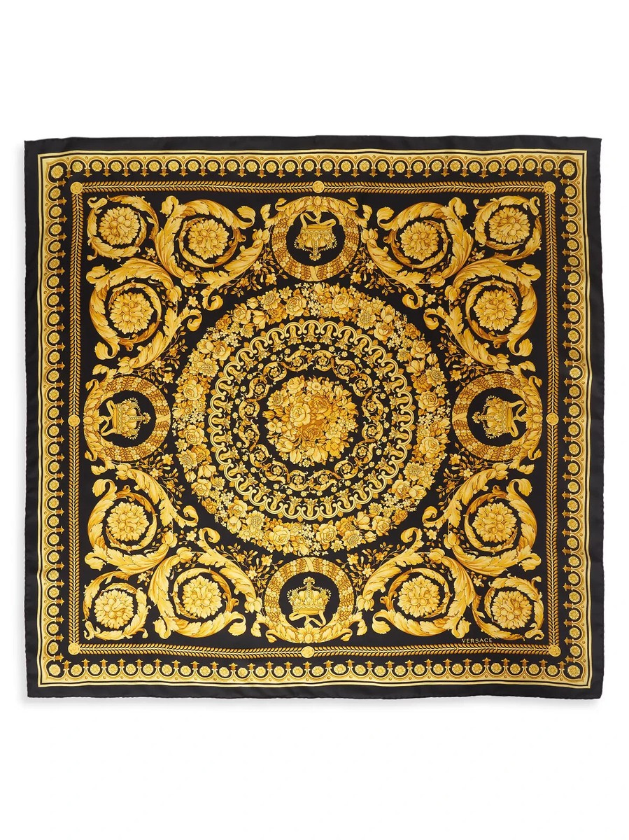 VERSACE｜SCARVES (SEASHELL BAROQUE LARGE SILK FOULARD (1 Barocco Large Silk Foulard 35.4