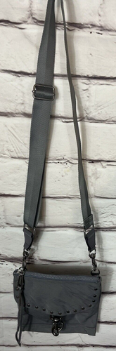 Bolso Bandolera Rebecca Minkoff Borde Cuero Nylon Gris Herrajes Plateados - Imagen 2 de 9