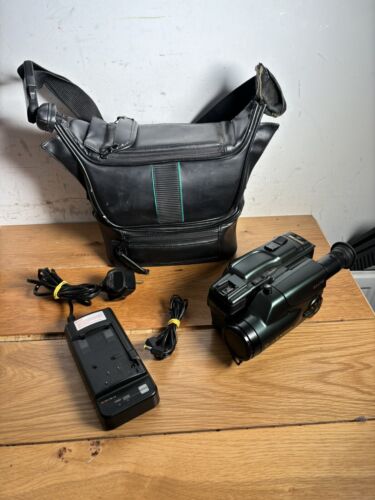 Vintage Sanyo VM-EX26P Kamera z torbą i akcesoriami potrzebuje nowej baterii - Zdjęcie 1 z 14